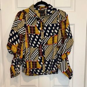 Gracia Multicolor Geometric button up Size Large K6